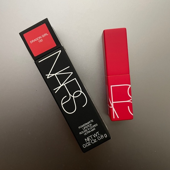 Nars Mini Lipstick in Dragon Girl Shade - Picture 7 of 14